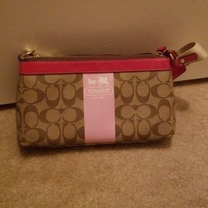 Coach Classic Heritage Jacquard Small Hobo Bag